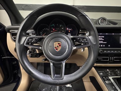 Used 2019 Porsche Macan image 27
