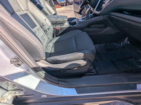 Used 2023 Subaru Outback Limited image 15