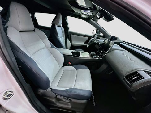 Used 2023 Subaru Solterra AWD image 34