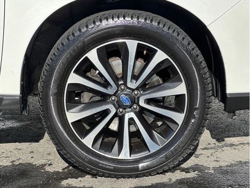 Used 2017 Subaru Forester 2.0XT Touring image 2