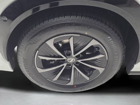 Certified 2026 Lexus RZ 350e 2WD w/ Convenience Package image 32