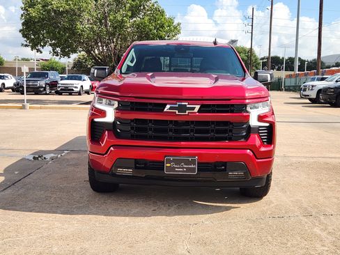Used 2024 Chevrolet Silverado 1500 RST AWD/4WD image 3