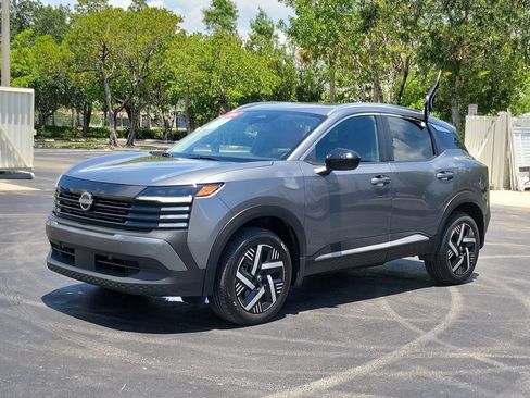 Certified 2026 Nissan Kicks SV w/ SV Premium Package FWD image 10