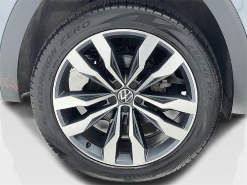 Used 2023 Volkswagen Atlas Cross Sport SEL Premium R-Line image 53