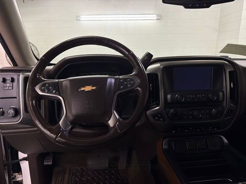 Used 2018 Chevrolet Silverado 1500 LTZ w/ Sport Package image 9