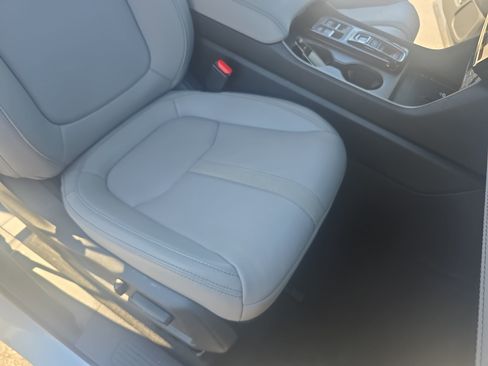 Used 2023 Honda Pilot EX-L image 10