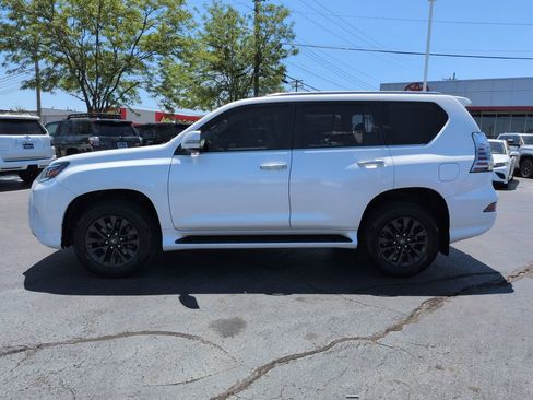 Used 2020 Lexus GX 460 Premium w/ Premium Package AWD/4WD image 2