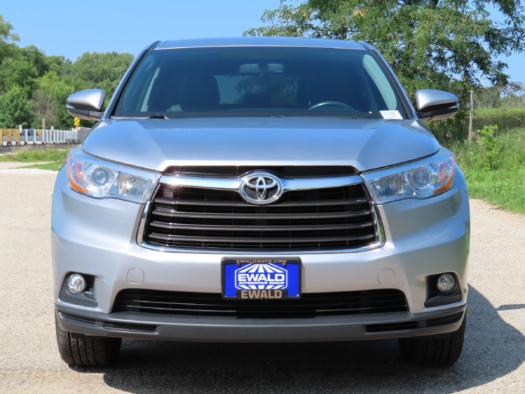 Used 2016 Toyota Highlander Plus AWD/4WD image 15