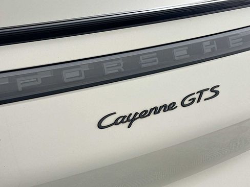 Used 2022 Porsche Cayenne GTS image 32