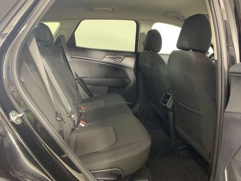Used 2024 Kia Sportage LX AWD/4WD image 22