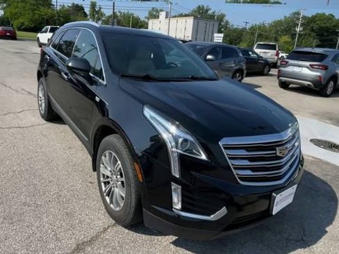 Used 2018 Cadillac XT5 Luxury w/ Driver Awareness Package FWD image 4
