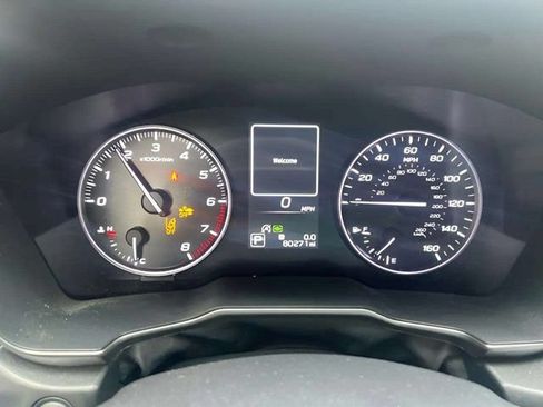 Used 2022 Subaru Outback Limited AWD/4WD image 9