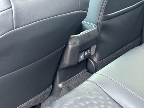 Used 2025 Toyota Tacoma TRD Sport image 37