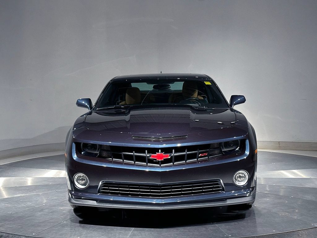 Used 2013 Chevrolet Camaro SS w/ Dusk Special Edition RWD image 3