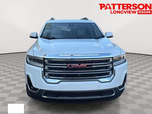 Used 2023 GMC Acadia SLT w/ Technology Package AWD/4WD image 2
