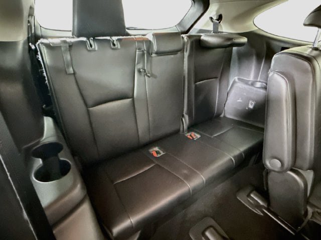 Certified 2022 Toyota Highlander XLE FWD image 29