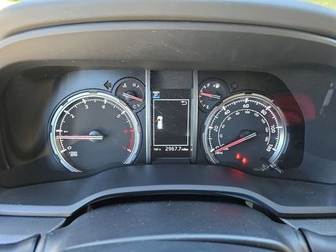 Used 2024 Toyota 4Runner TRD Off-Road image 19