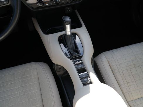 Used 2024 Honda HR-V LX image 25