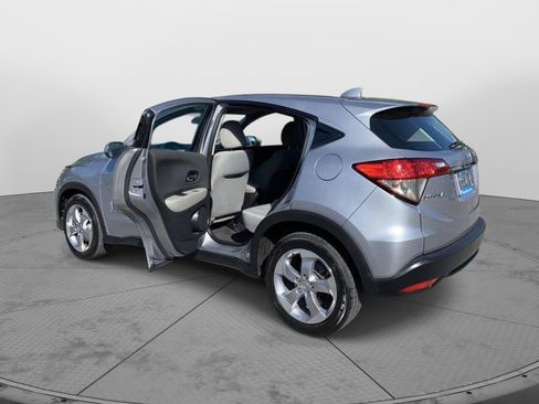 Used 2021 Honda HR-V LX image 31