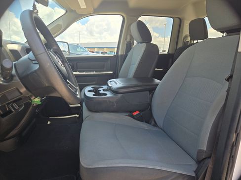 Used 2022 RAM 1500 Tradesman w/ Chrome Plus Package RWD image 10