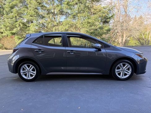 Used 2021 Toyota Corolla SE image 4