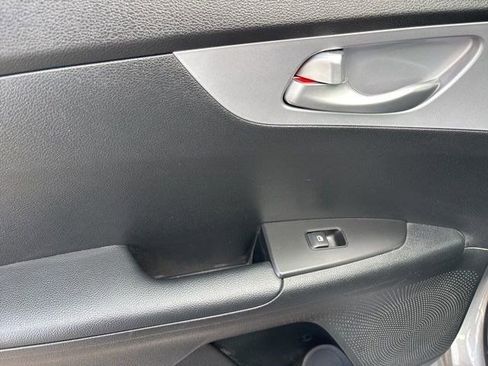Used 2024 Kia Forte LXS image 30