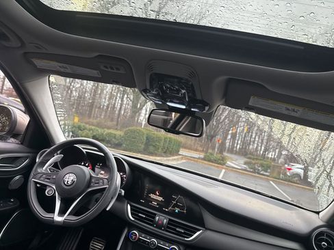 Used 2019 Alfa Romeo Giulia Ti Sport w/ Quick Order Package 22S Sport image 7