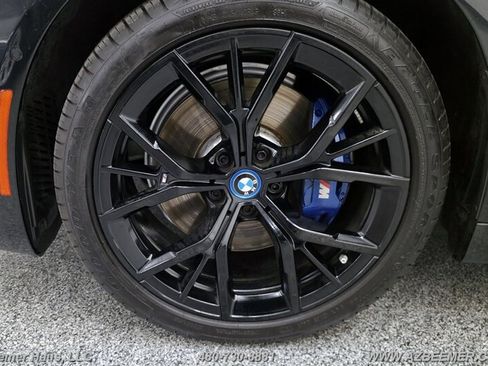 Used 2023 BMW 530e w/ M Sport Package RWD image 40
