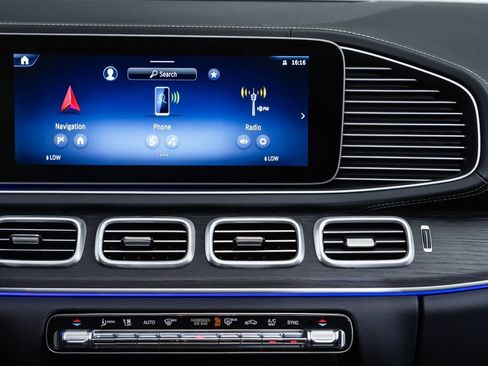 New 2025 Mercedes-Benz GLE 450 4MATIC Coupe image 16