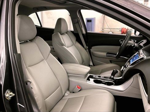 Used 2020 Acura TLX image 7