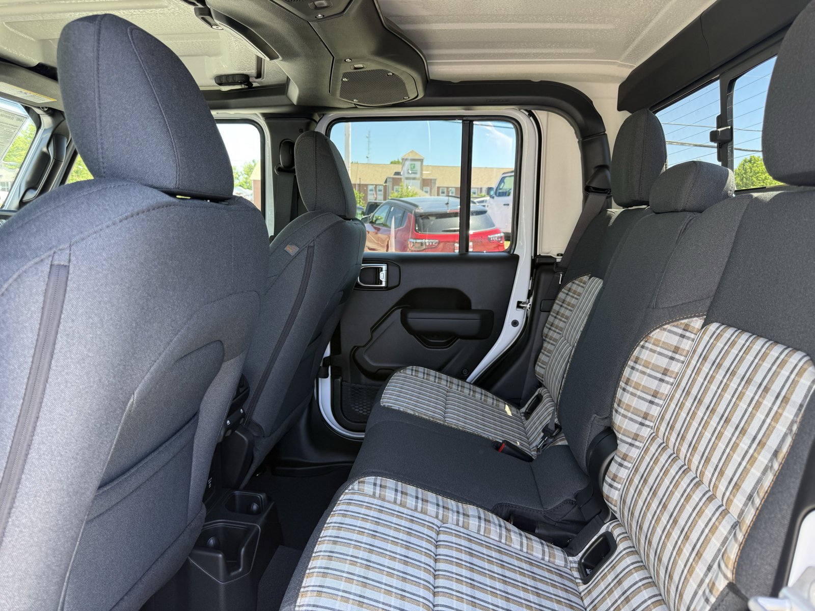 New 2026 Jeep Gladiator Sport AWD/4WD image 11