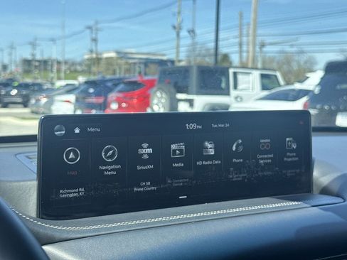 Used 2022 Genesis GV80 3.5T w/ Advanced Package 06 image 16