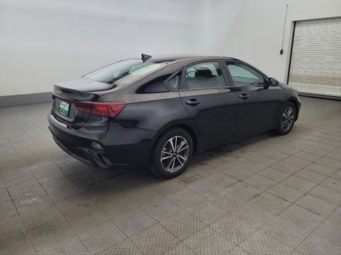 Used 2022 Kia Forte LXS FWD image 9
