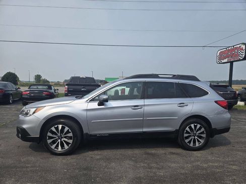 Used 2017 Subaru Outback 2.5i Limited image 8
