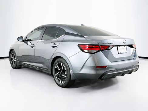 Used 2025 Nissan Sentra SV w/ Trunk Package image 5