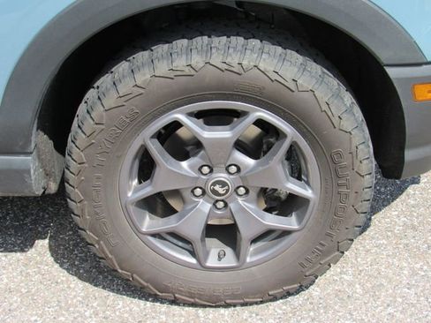 Used 2023 Ford Bronco Sport Badlands w/ Premium Package AWD/4WD image 10