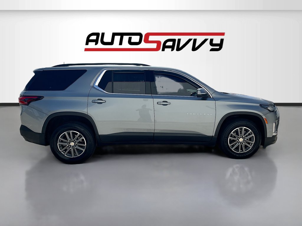 Used 2023 Chevrolet Traverse LT FWD image 8