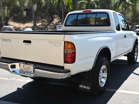 Used 1998 Toyota Tacoma 4x4 Xtracab V6 w/ Convenience Pkg image 9
