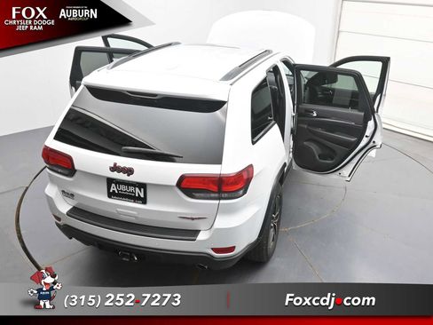 Used 2020 Jeep Grand Cherokee Trailhawk AWD/4WD image 41