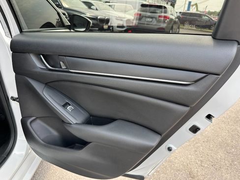 Used 2019 Honda Accord Sport image 16