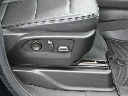 Used 2023 GMC Yukon Denali w/ Max Trailering Package image 36