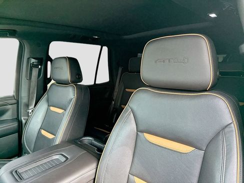 Used 2022 GMC Yukon AT4 AWD/4WD image 13