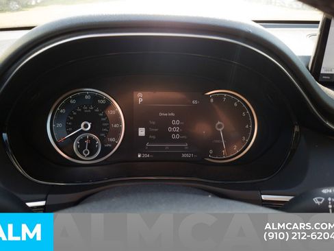 Used 2025 Genesis GV70 2.5T image 16