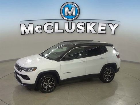 Used 2025 Jeep Compass Limited AWD/4WD image 1