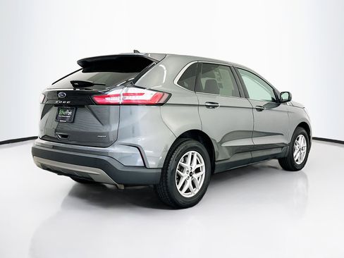 Used 2024 Ford Edge SEL AWD/4WD image 9