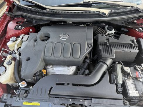 Used 2010 Nissan Altima 2.5 S w/ Convenience Pkg FWD image 25