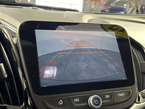 Used 2017 Chevrolet Volt Premier w/ Driver Confidence II Package image 19