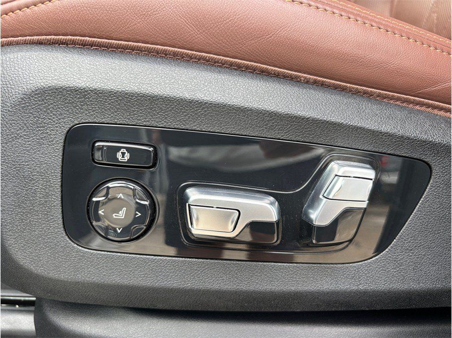 Used 2023 BMW ALPINA XB7 AWD/4WD image 20