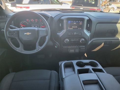 Used 2022 Chevrolet Silverado 1500 Custom image 17