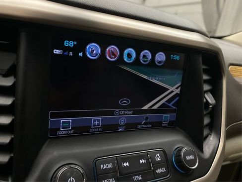 Used 2017 GMC Acadia Denali w/ Technology Package AWD/4WD image 31
